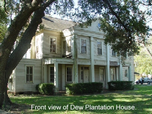 Front view of Dew Plantation House.